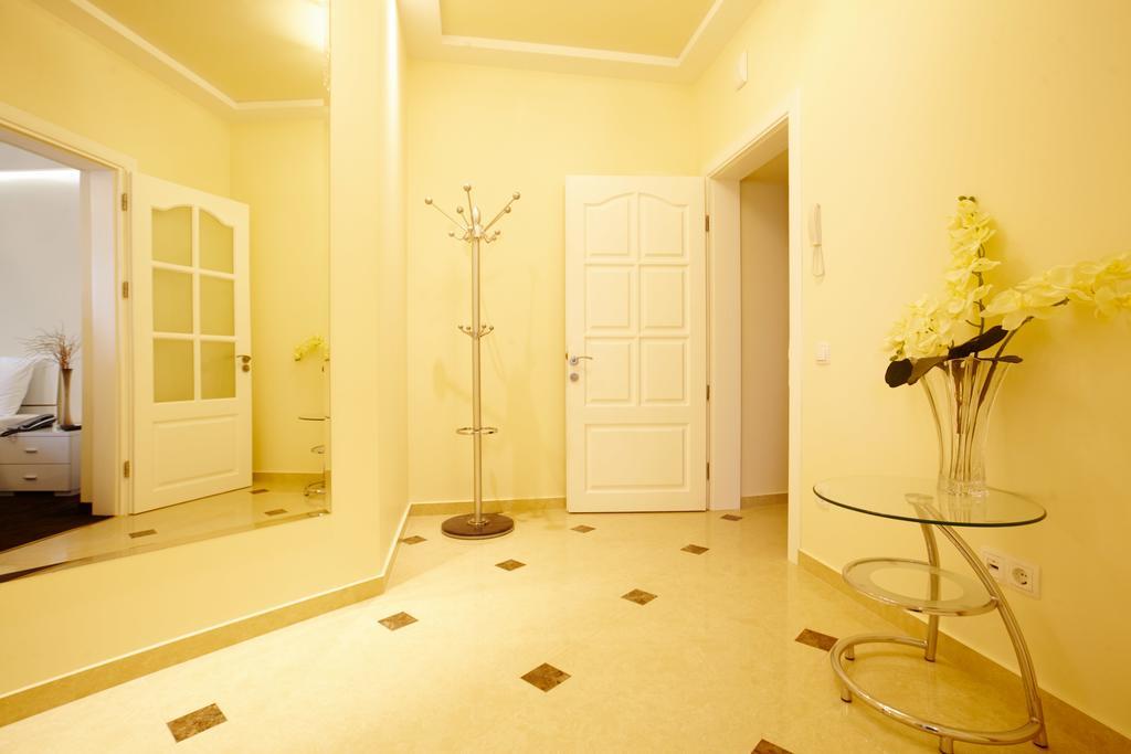 Ultra Central Park Apartments Chisinau Bagian luar foto